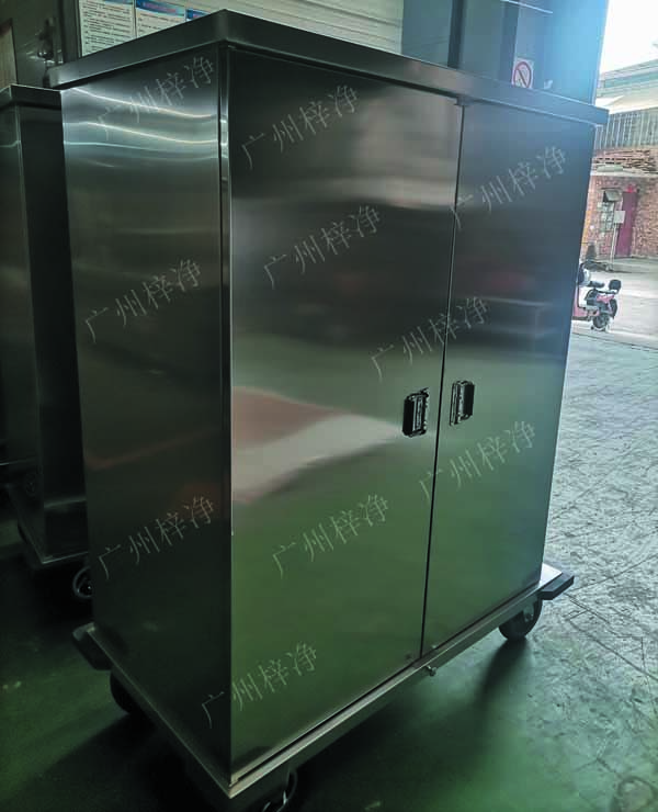 一次性物品電動(dòng)轉(zhuǎn)運(yùn)車(chē)采用304拉絲不銹鋼板面板厚度：≥1.2mm,表面作拉絲亞光處理。
